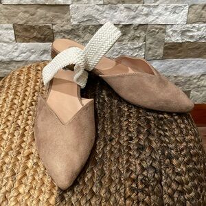 JOURNEE COLLECTION Women’s Flats Sz.6 1/2